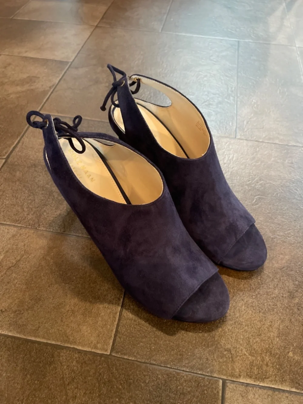 EUC Cole Haan Navy Blue Suede Emmett Heeled Bootie Size 9
